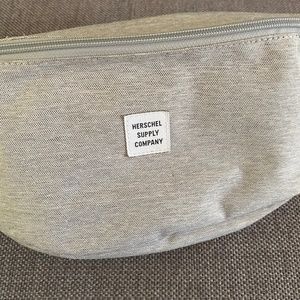 Herschel Supply Fanny Pack